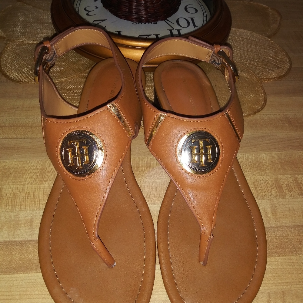 TOMMY HILFIGER KISSI SANDLES